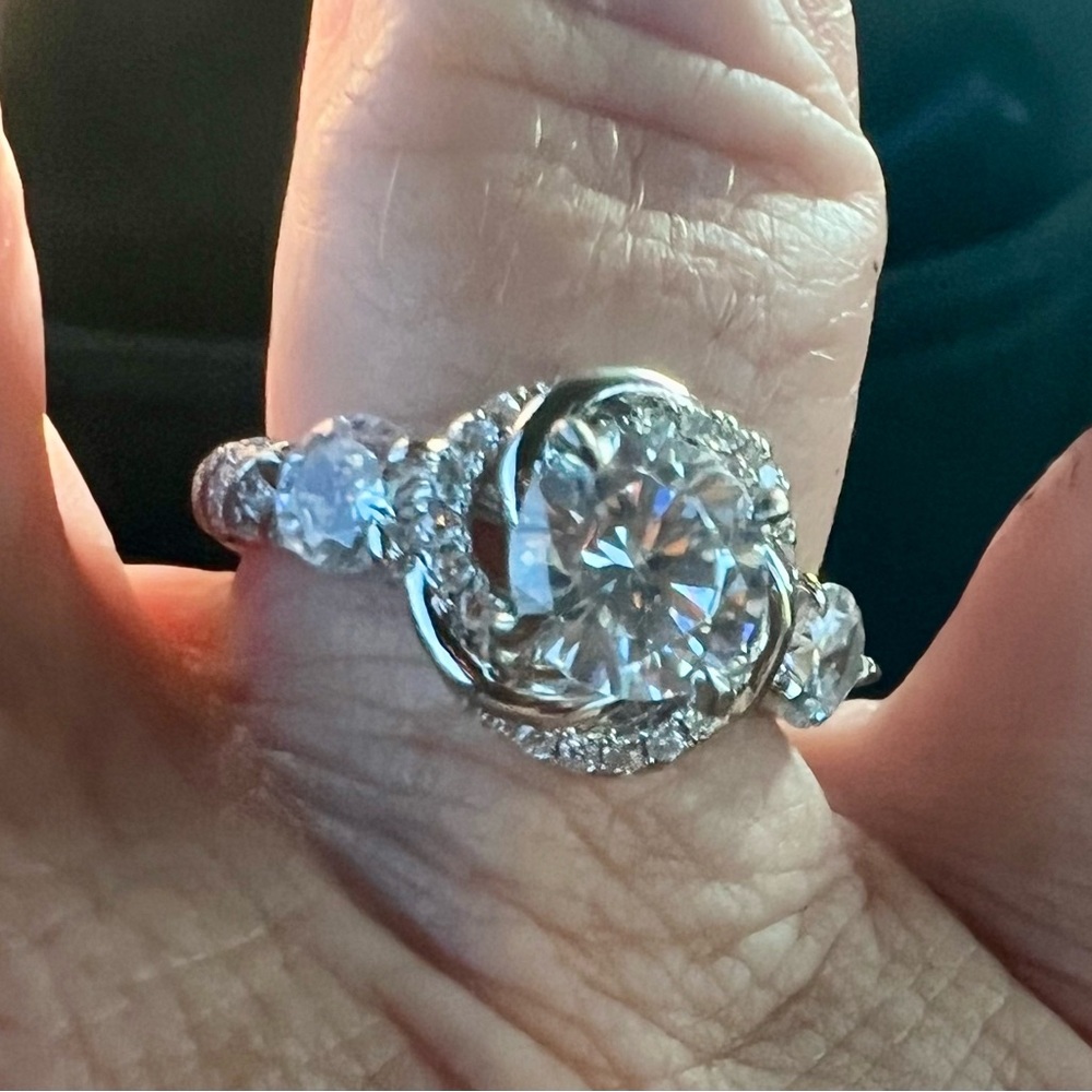 Jeulia Sterling Silver Ring with Floral Halo